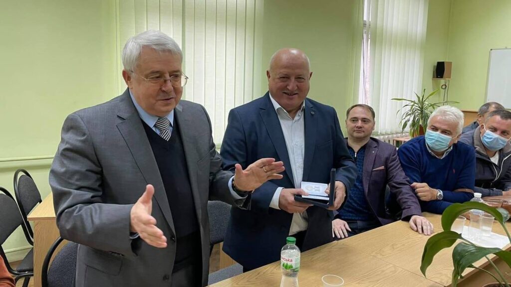 Колектив ЛННЦ вітає з днем народження директора Михайла Копельчака