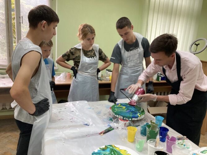 Проєкт безбар’єрності інклюзивного мистецтва: навчальна, пізнавальна, благодійна  спрямованості